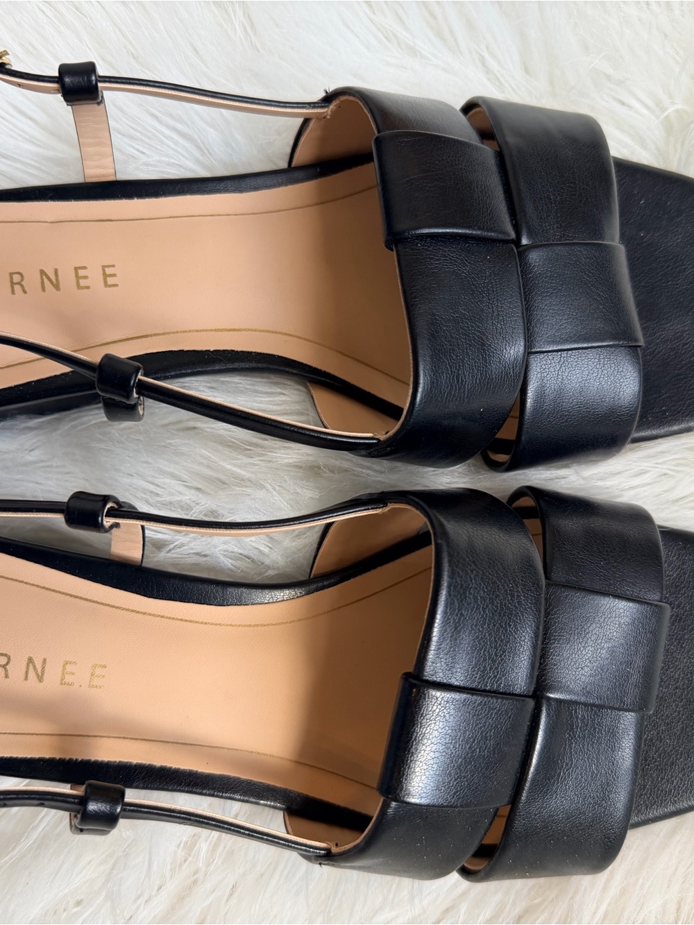 Journee Collection Black Woven Strap Slingback Sandals - Picture 2 of 4
